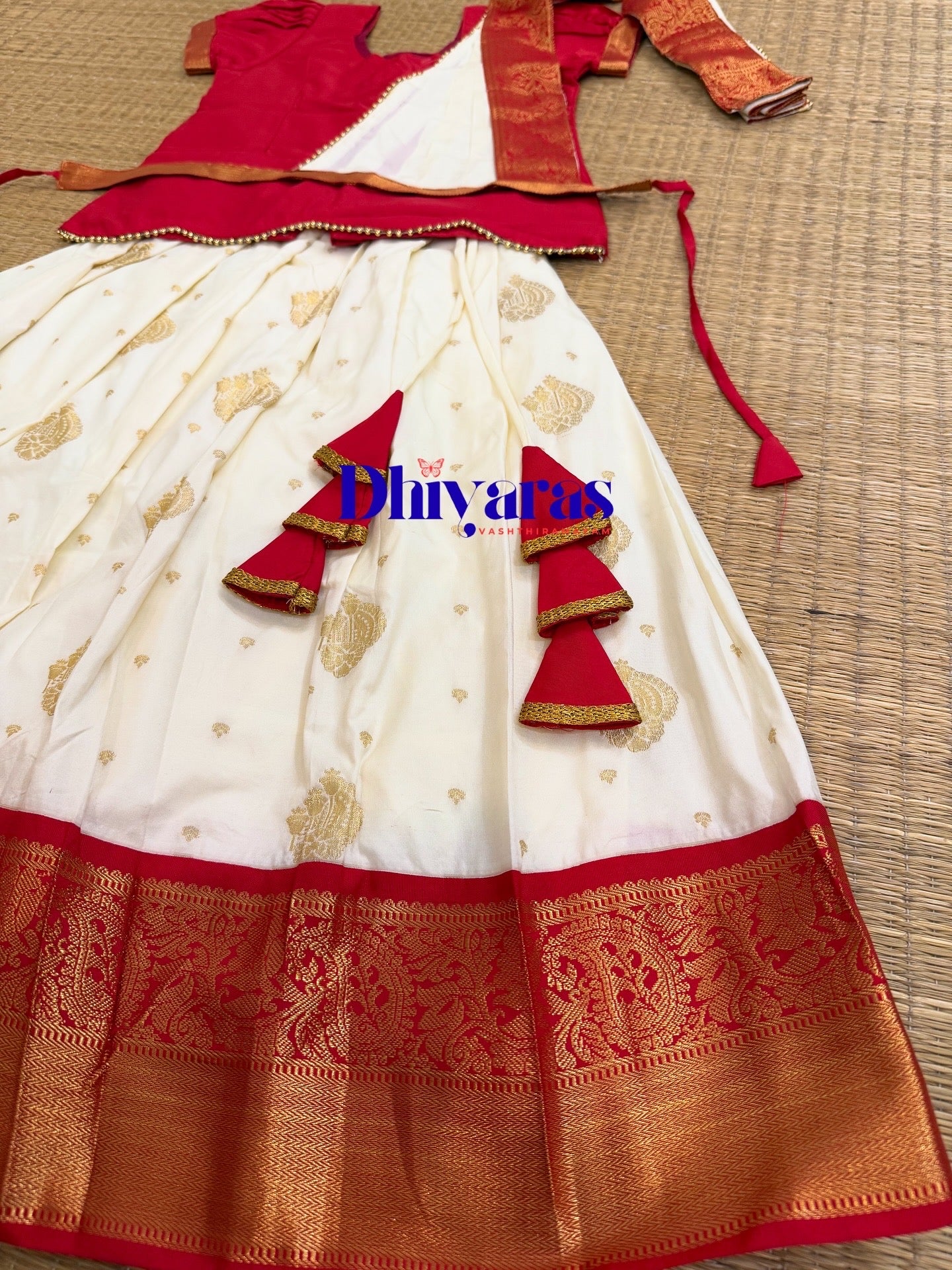 KANNAMMA – Ready-to-Wear Half Saree Set Red with white