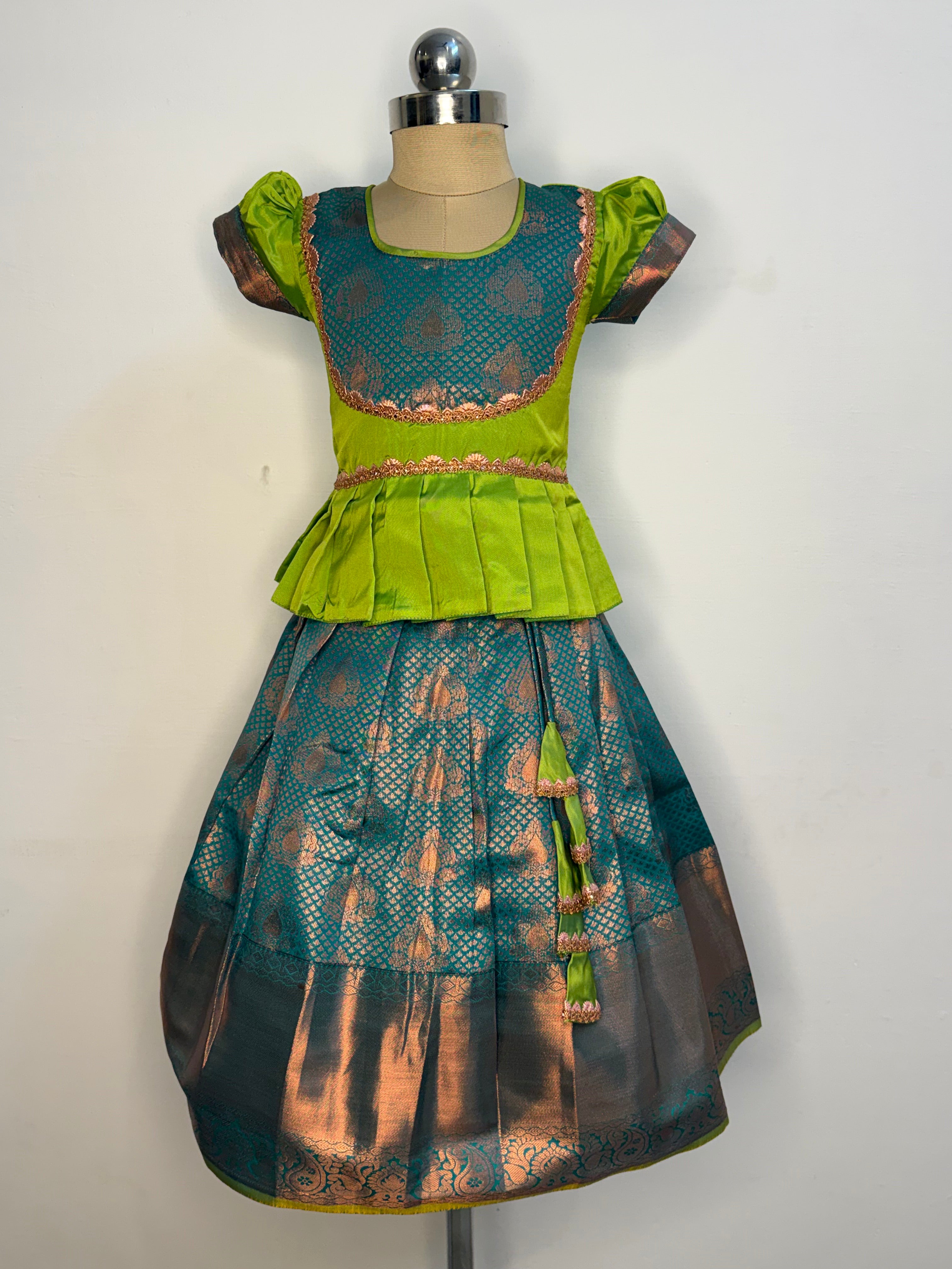 Aarathiya Kids Pattu Pavadai- green with coper jari