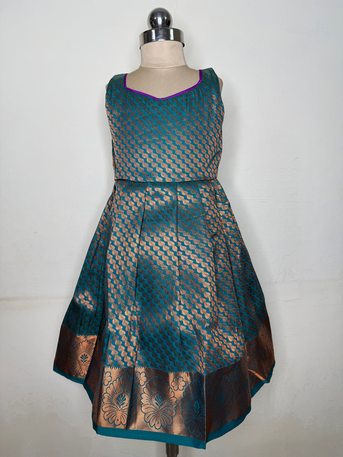 Alagi pattu pavadai purple with dark green for kids and children