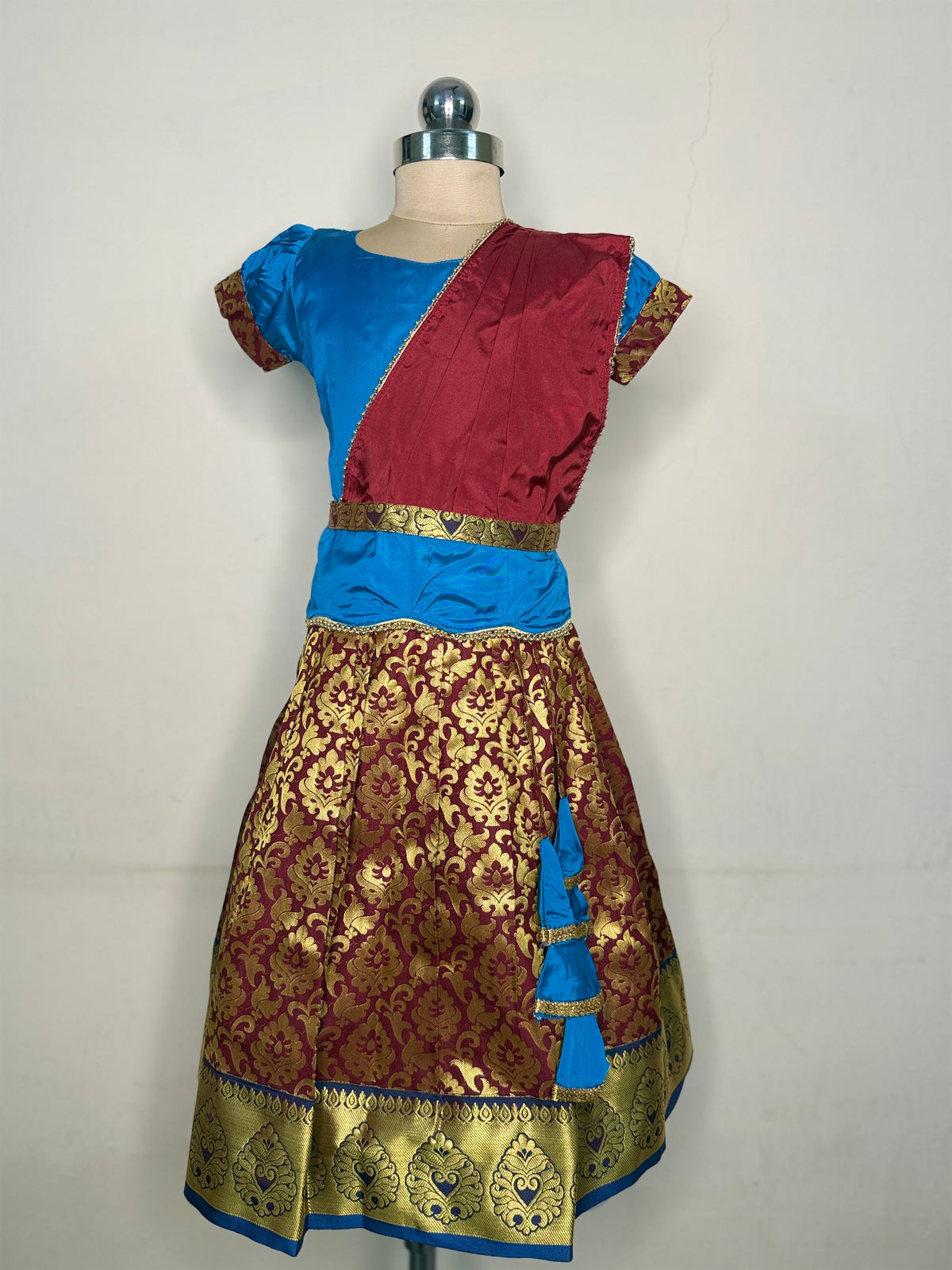 Kannamma 2 in 1 pattu pavadai blue with maroon