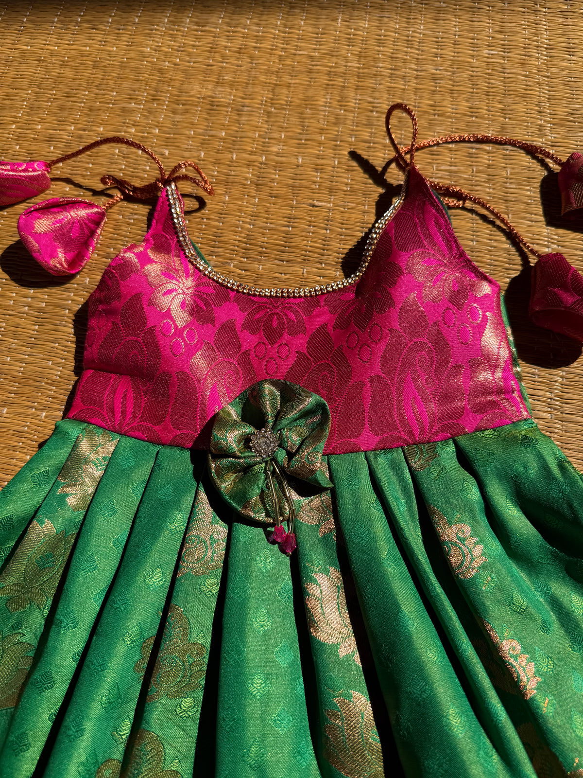 Little Dhiya - Green with Pink Tie knot frock