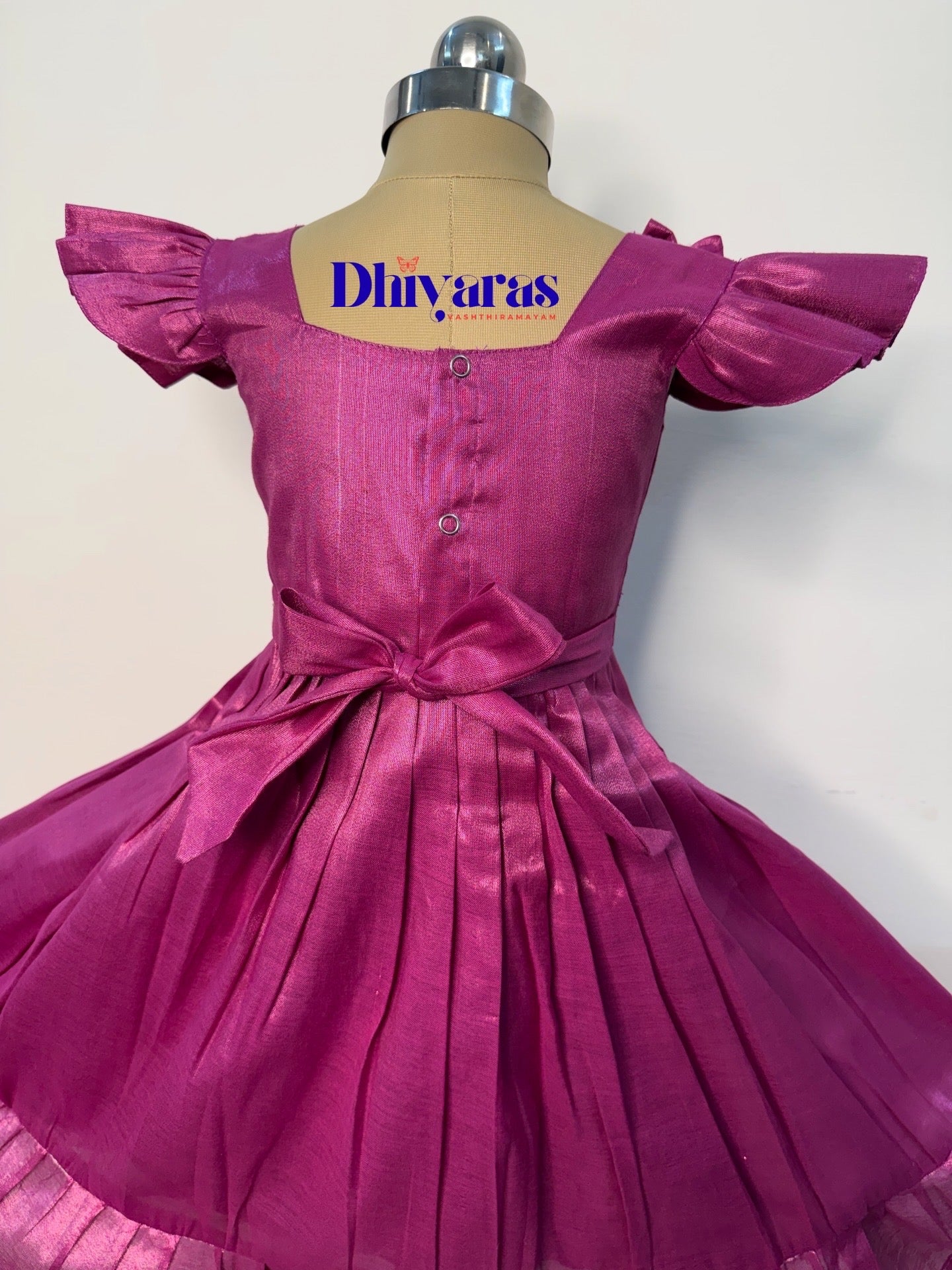 Elegant Pure tissue cotton frocks for kids