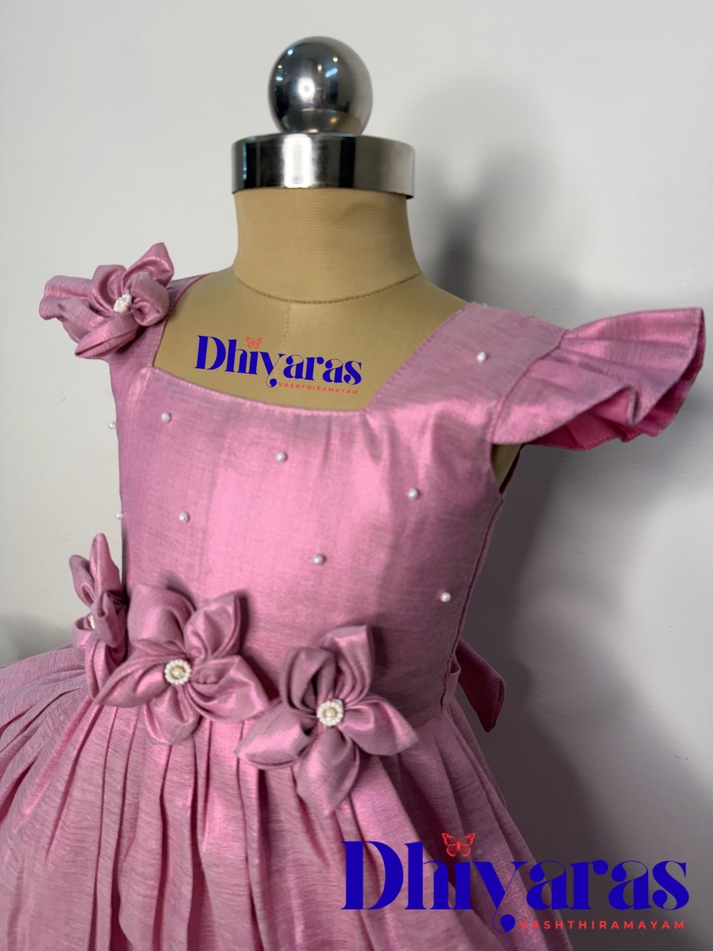 Elegant Pure tissue cotton frocks for kids