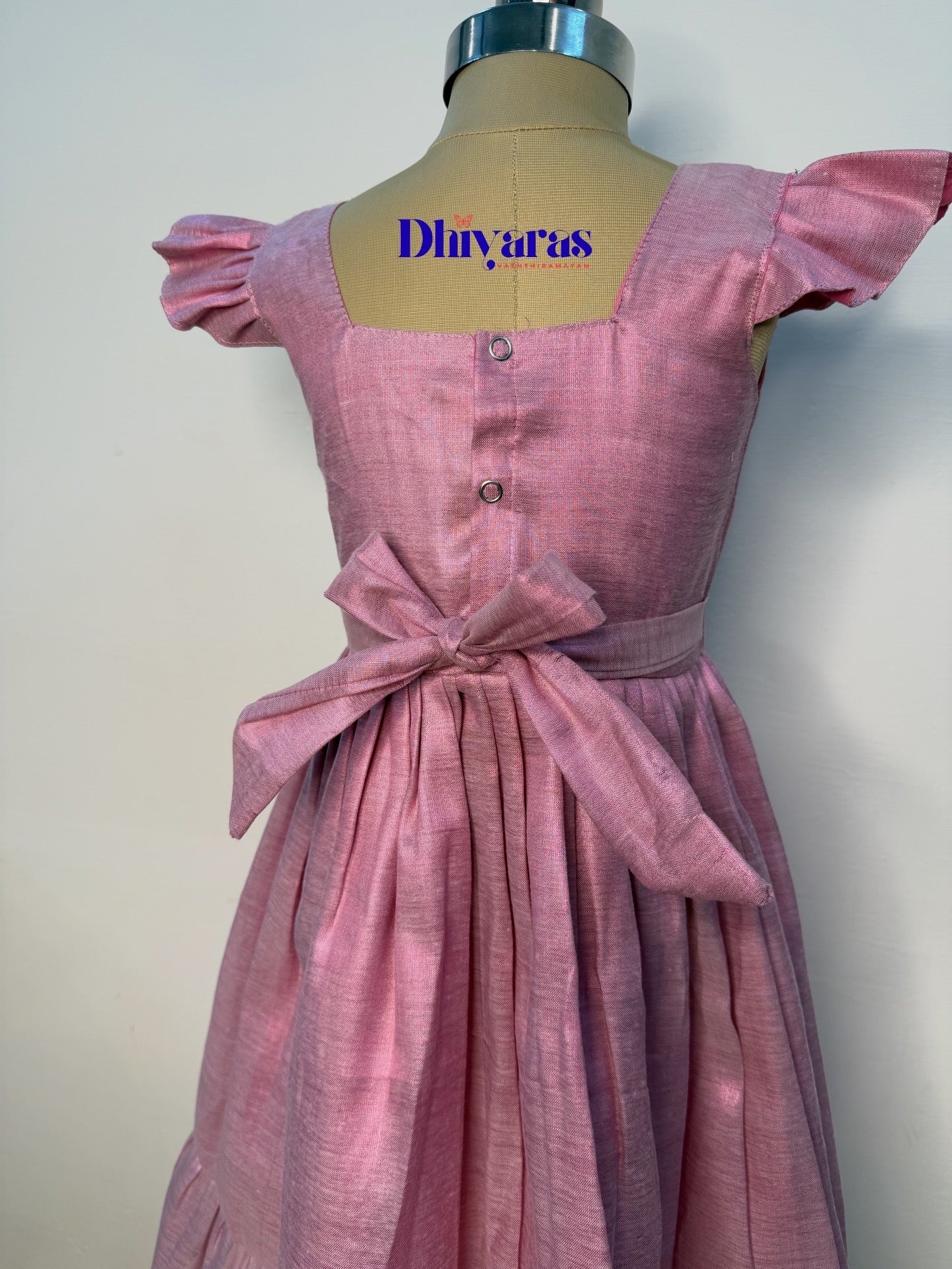 Elegant Pure tissue cotton frocks for kids